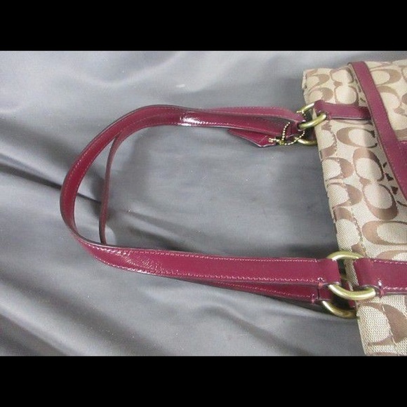 Coach Signature Stripe Tote F28504 - Picture 3 of 6